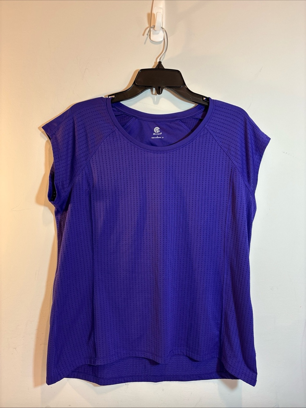 Champion Women’s Purple Active Short Sleeve Performance Tee.  633